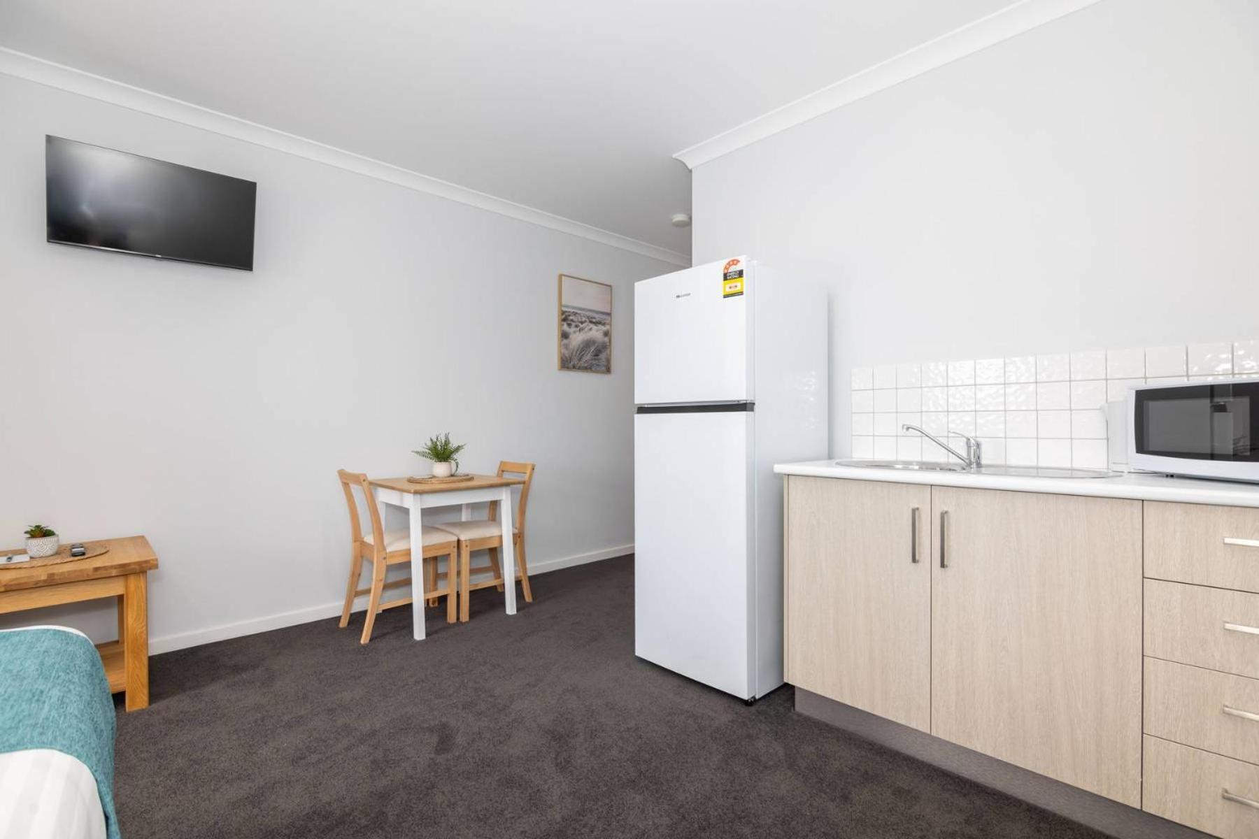 Jurien Bay Motel Apartments מראה חיצוני תמונה