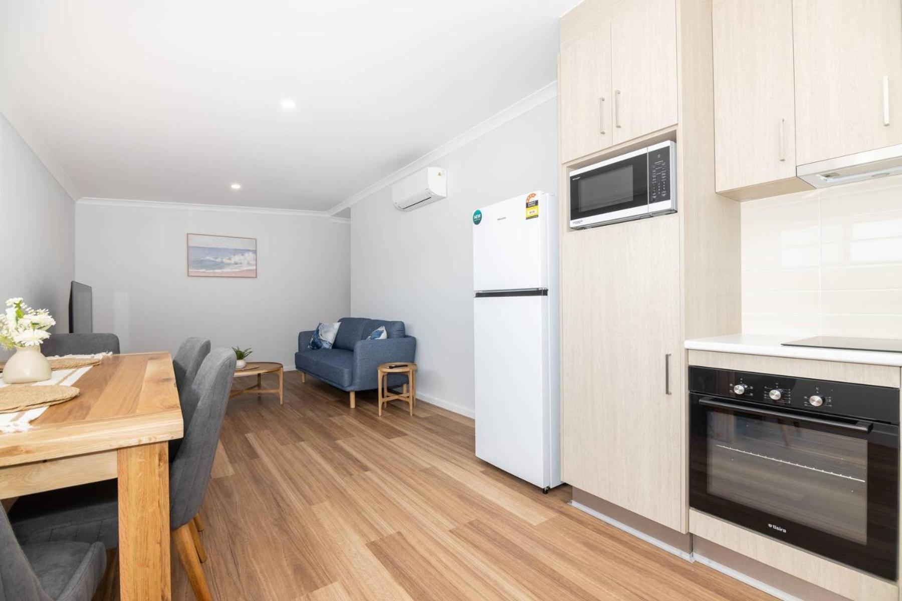 Jurien Bay Motel Apartments מראה חיצוני תמונה