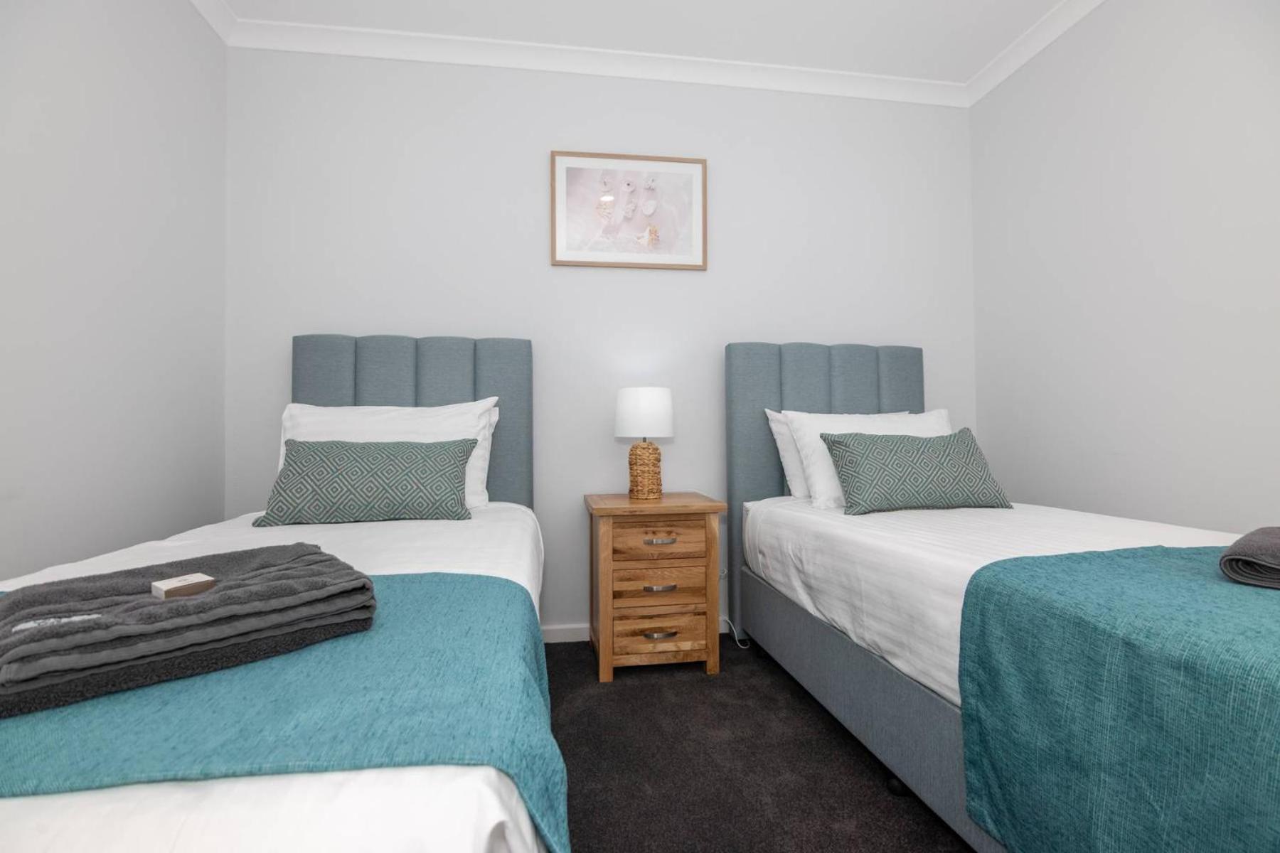 Jurien Bay Motel Apartments מראה חיצוני תמונה