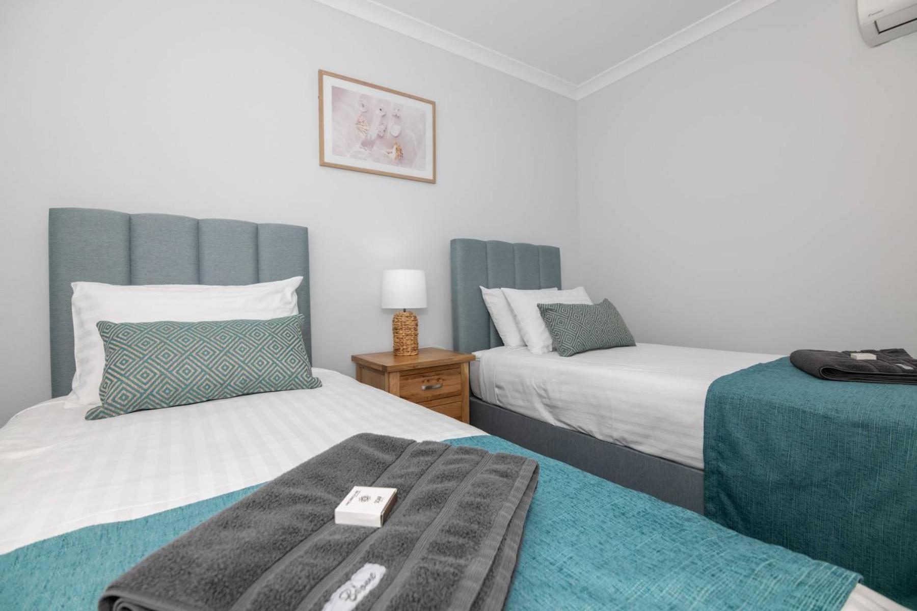 Jurien Bay Motel Apartments מראה חיצוני תמונה